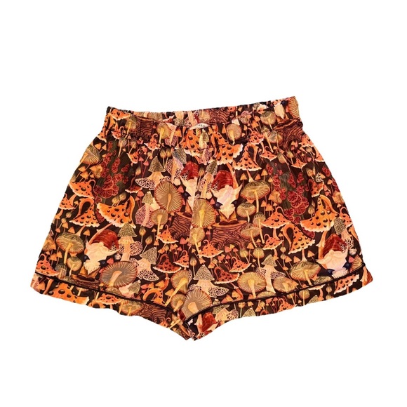 EARTHBOUND Mushroom Print Silky Pajama Set - Picture 7 of 8